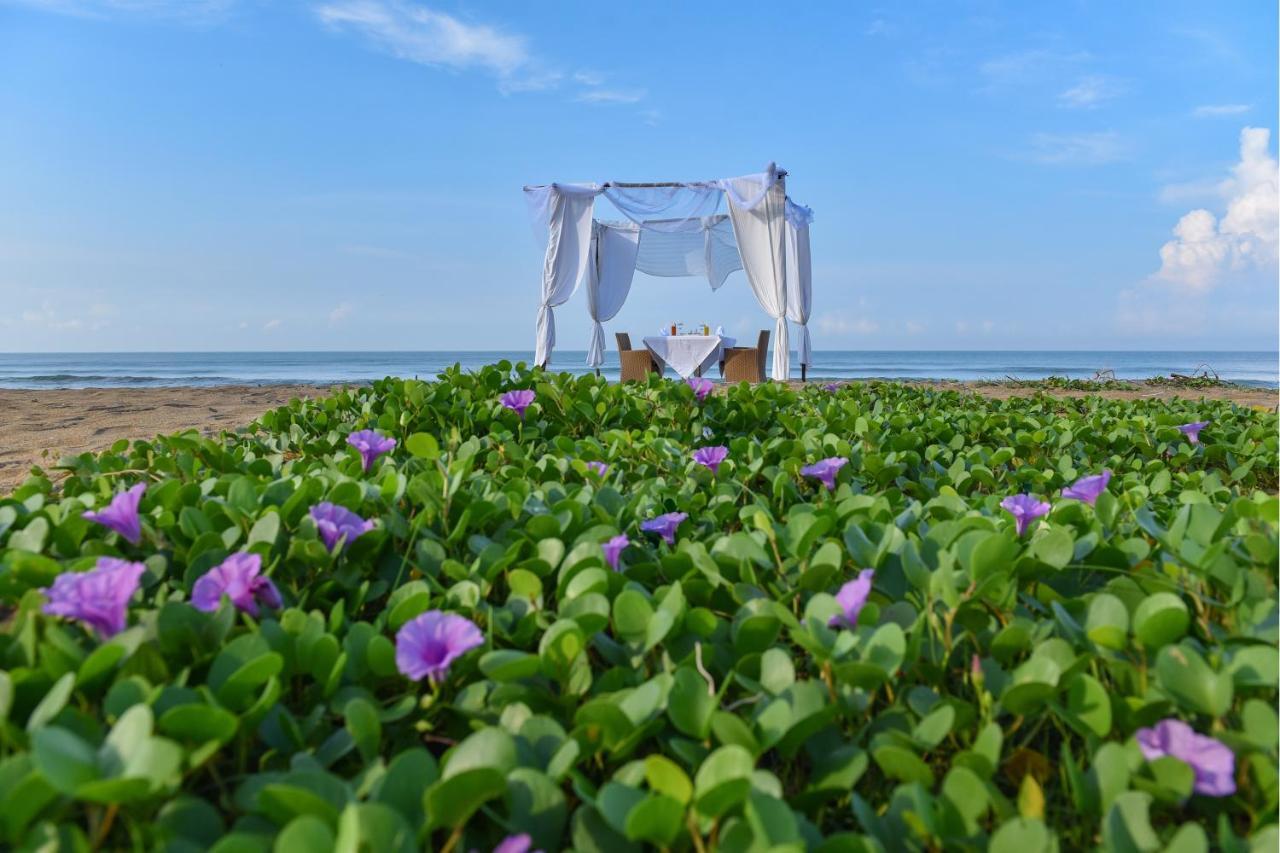 Serene Pavilions Wadduwa Luaran gambar