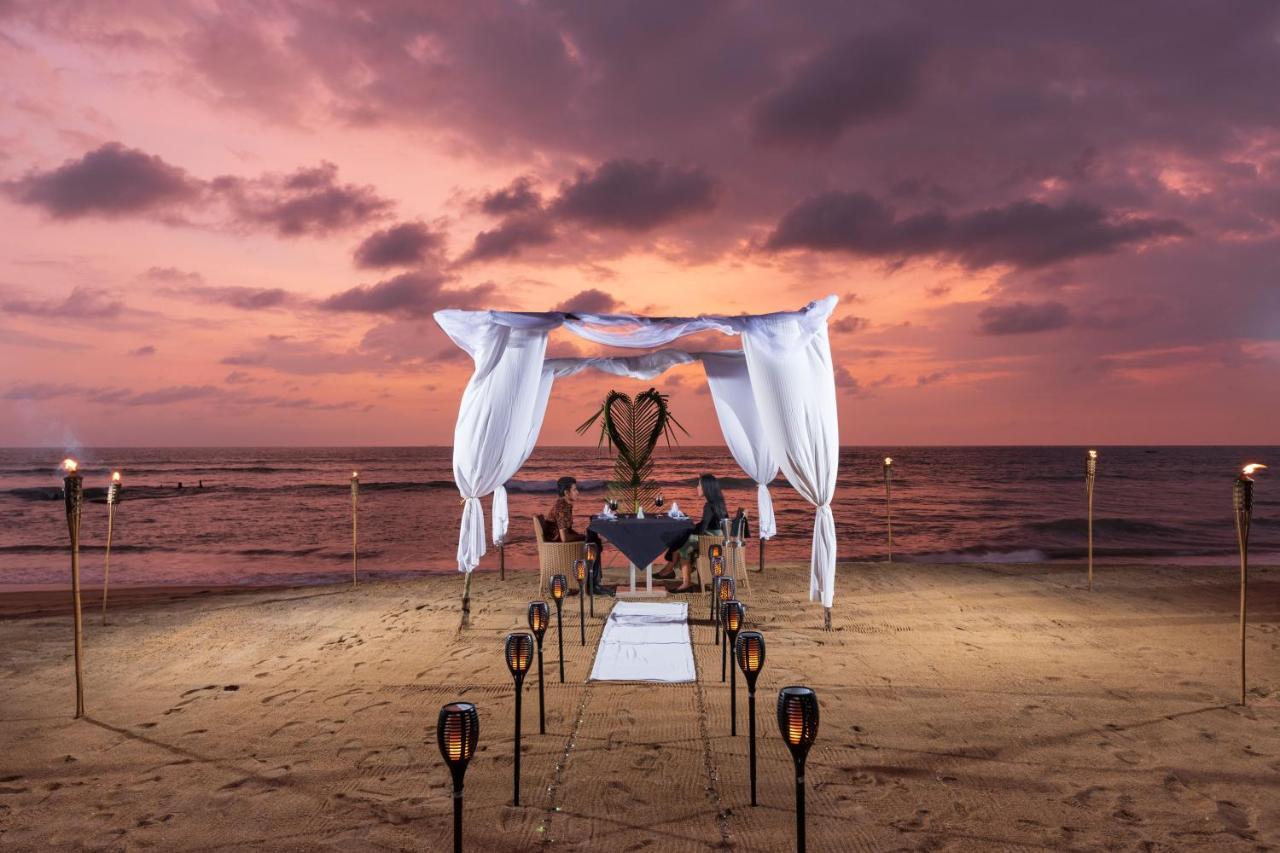 Serene Pavilions Wadduwa Luaran gambar